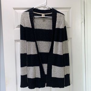 Knitted cardigan